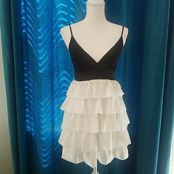 Black & Ivory  ruffled Dress - Picture 1 of 5